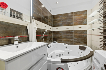 Prodej bytu 4+kk v osobním vlastnictví 96 m², Praha 5 - Stodůlky