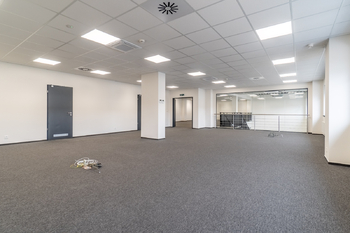 Pronájem obchodních prostor 289 m², Tuchoměřice