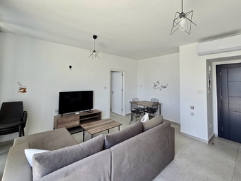 Prodej bytu 2+kk v osobním vlastnictví 71 m², Gaziveren