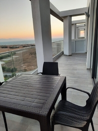 Prodej bytu 2+kk v osobním vlastnictví 71 m², Gaziveren