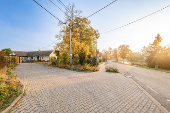 Prodej domu 765 m², Březová-Oleško