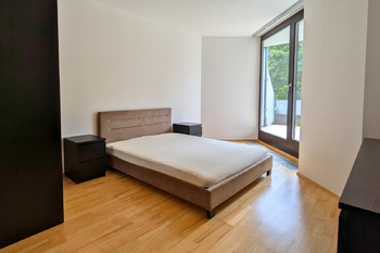 Pronájem bytu 2+kk v osobním vlastnictví 75 m², Praha 3 - Žižkov