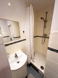 Pronájem bytu 1+kk v družstevním vlastnictví 32 m², Teplice