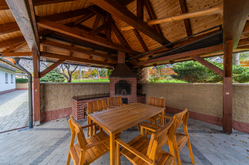 +420 739 604 767 I vaclav.adamcik@re-max.cz I prodej nemovitosti Malenovice - Prodej domu 230 m², Malenovice