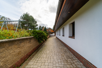 +420 739 604 767 I vaclav.adamcik@re-max.cz I prodej nemovitosti Malenovice - Prodej domu 230 m², Malenovice