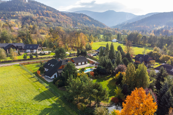 +420 739 604 767 I vaclav.adamcik@re-max.cz I prodej nemovitosti Malenovice - Prodej domu 230 m², Malenovice