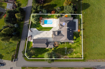 +420 739 604 767 I vaclav.adamcik@re-max.cz I prodej nemovitosti Malenovice - Prodej domu 230 m², Malenovice