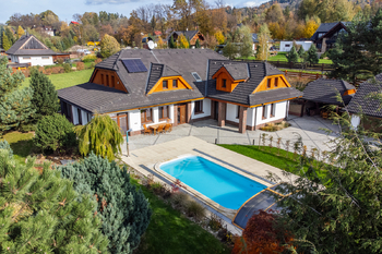 +420 739 604 767 I vaclav.adamcik@re-max.cz I prodej nemovitosti Malenovice - Prodej domu 230 m², Malenovice 