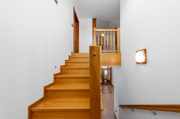 +420 739 604 767 I vaclav.adamcik@re-max.cz I prodej nemovitosti Malenovice - Prodej domu 230 m², Malenovice