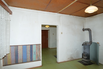 Pokoj za kuchyní - Prodej chaty / chalupy 119 m², Heřmaničky
