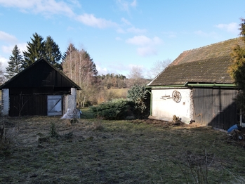 Pohled od domu - Prodej domu 119 m², Heřmaničky