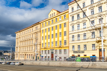 Dům - Prodej bytu 3+1 v osobním vlastnictví 83 m², Praha 3 - Žižkov