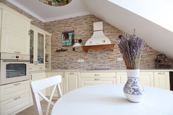 Prodej bytu 2+kk v osobním vlastnictví 76 m², Karlovy Vary