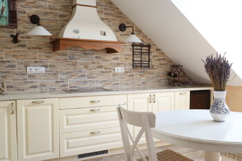 Prodej bytu 2+kk v osobním vlastnictví 76 m², Karlovy Vary