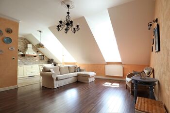 Prodej bytu 2+kk v osobním vlastnictví 76 m², Karlovy Vary