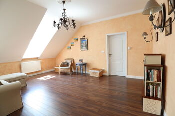 Prodej bytu 2+kk v osobním vlastnictví 76 m², Karlovy Vary