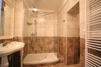 Prodej bytu 2+kk v osobním vlastnictví 76 m², Karlovy Vary