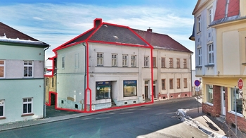 Prodej domu 240 m², Hrob