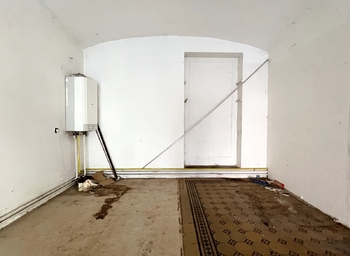 obchodní prostor/byt - Prodej domu 240 m², Hrob