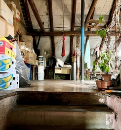 schodiště na půdu - Prodej domu 240 m², Hrob