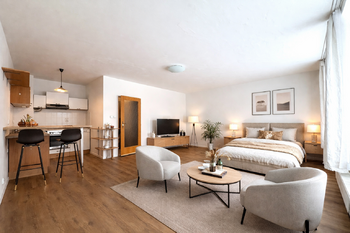 Prodej bytu 1+kk v osobním vlastnictví 40 m², Praha 10 - Strašnice