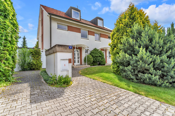 Prodej domu 150 m², Hradec Králové