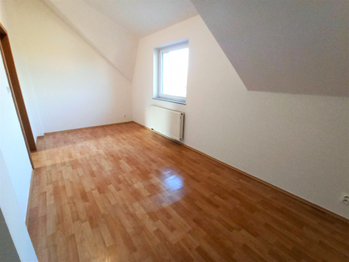 Prodej bytu 3+kk v osobním vlastnictví 63 m², Břežany II