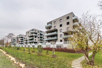 Pronájem bytu 2+kk v družstevním vlastnictví 78 m², Praha 9 - Prosek