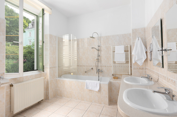 Prodej ubytovacího zařízení 1580 m², Karlovy Vary