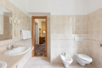 Prodej ubytovacího zařízení 1580 m², Karlovy Vary