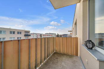 Prodej bytu 3+kk v osobním vlastnictví 78 m², Milovice