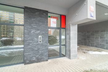 Prodej bytu 2+kk v osobním vlastnictví 45 m², Praha 8 - Kobylisy