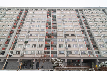 Prodej bytu 2+kk v osobním vlastnictví 45 m², Praha 8 - Kobylisy