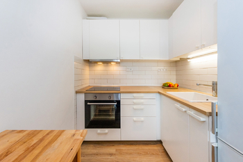 Prodej bytu 2+kk v osobním vlastnictví 44 m², Praha 6 - Ruzyně