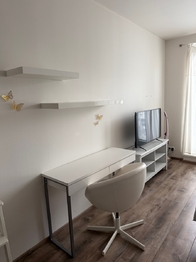 Pronájem bytu 1+kk v družstevním vlastnictví 34 m², Praha 9 - Střížkov