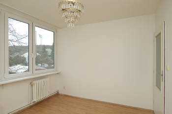 Pokoj 2 - Prodej bytu 3+kk v osobním vlastnictví 57 m², Praha 8 - Karlín