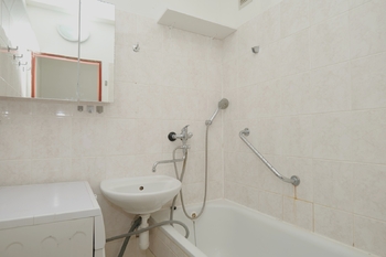 Prodej bytu 3+kk v osobním vlastnictví 57 m², Praha 8 - Karlín