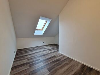 Prodej bytu 2+1 v osobním vlastnictví 96 m², Lochovice