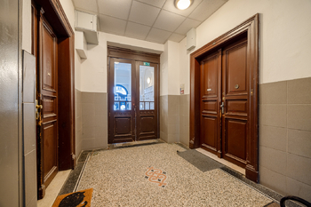 Prodej bytu 2+kk v osobním vlastnictví 72 m², Praha 2 - Vinohrady