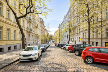 Prodej bytu 2+kk v osobním vlastnictví 72 m², Praha 2 - Vinohrady