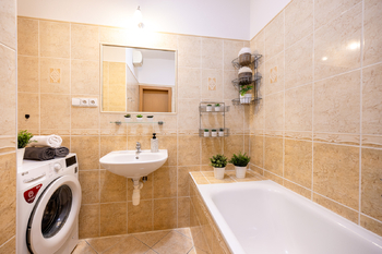 Prodej bytu 3+kk v osobním vlastnictví 1350 m², Rudná