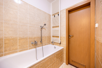 Prodej bytu 3+kk v osobním vlastnictví 1350 m², Rudná