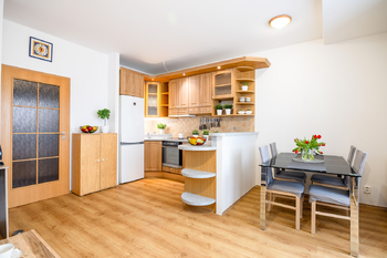 Prodej bytu 3+kk v osobním vlastnictví 1350 m², Rudná