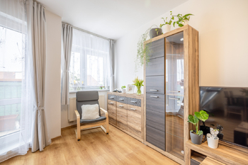 Prodej bytu 3+kk v osobním vlastnictví 1350 m², Rudná