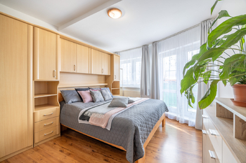 Prodej bytu 3+kk v osobním vlastnictví 1350 m², Rudná