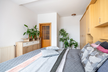 Prodej bytu 3+kk v osobním vlastnictví 1350 m², Rudná