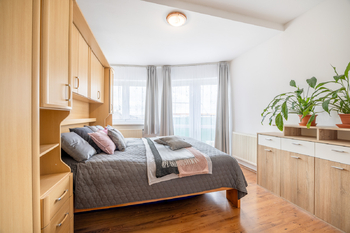 Prodej bytu 3+kk v osobním vlastnictví 1350 m², Rudná