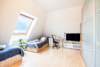 Prodej bytu 3+kk v osobním vlastnictví 1350 m², Rudná