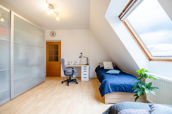 Prodej bytu 3+kk v osobním vlastnictví 1350 m², Rudná