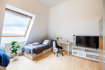 Prodej bytu 3+kk v osobním vlastnictví 1350 m², Rudná